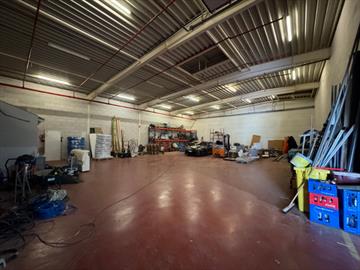 Industrieel gebouw Te koop Kruibeke