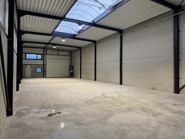 Industrieel gebouw Te huur Buggenhout