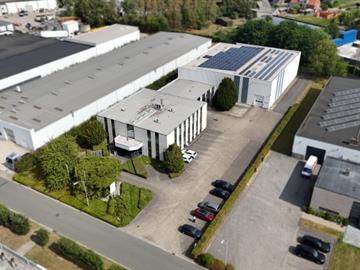 Bedrijfsgebouw Te koop Sint-Niklaas
